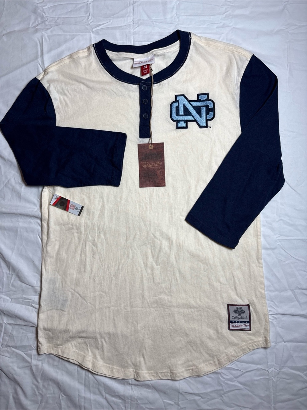 University Of North Carolina Mitchell & Ness Cream and Navy